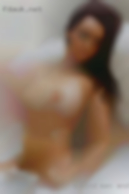 A kind girl men and caw who is open to casual fun.